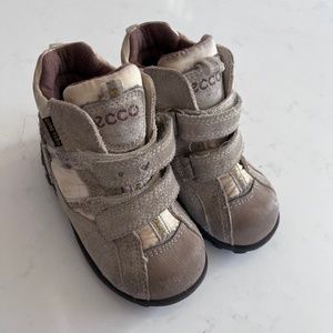 Ecco toddler girls shoes